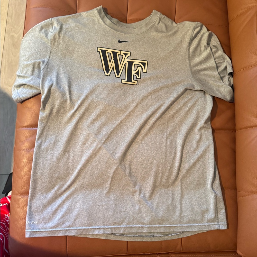 Nike Dri-Fit Wake Forest Demon Deacons gray T-shirt Adult Men's L